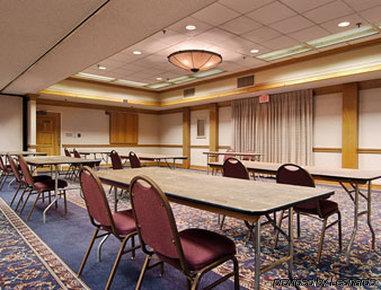 Days Inn Lake Norman Корнеліус Зручності фото